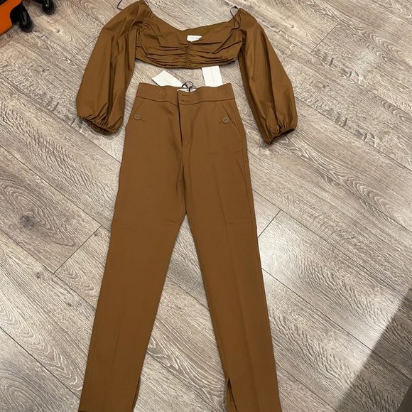 Zara Pants - Zara new rare set